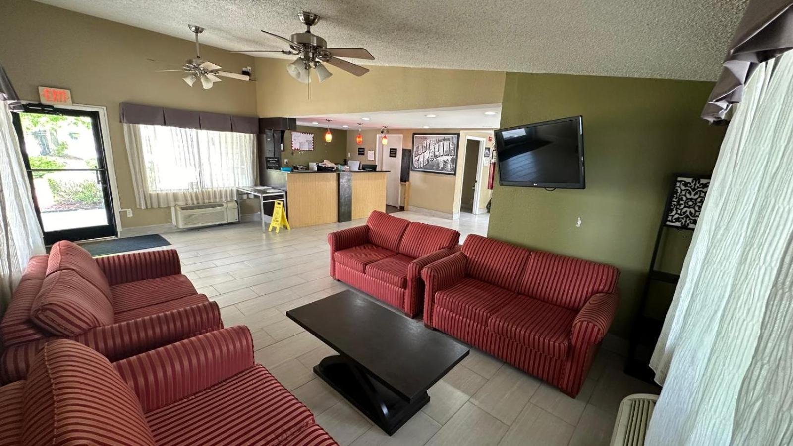 Amerivu Inn & Suites-Extended Stay Aberdeen ภายนอก รูปภาพ